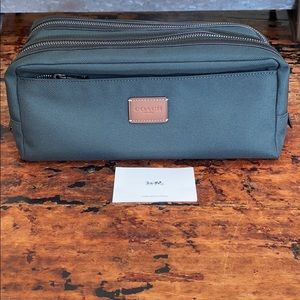 NWT Authentic Coach Double Zip Dopp Kit